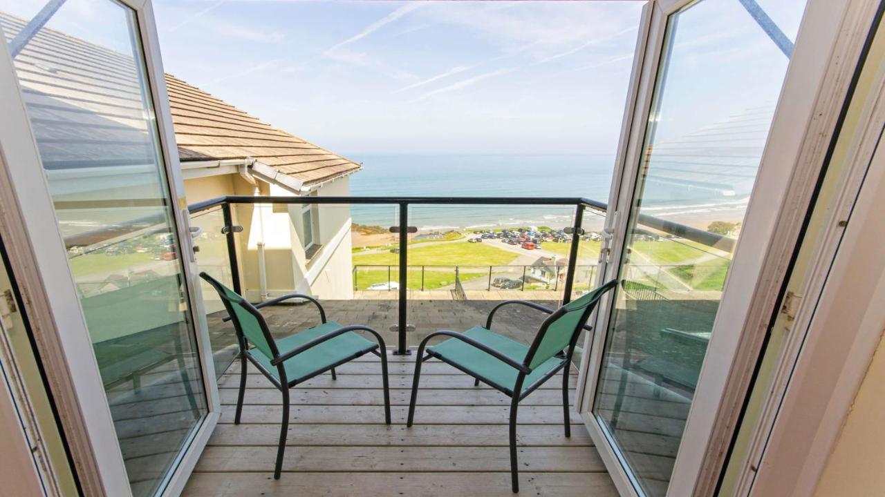 Ferienwohnung Clifton Court Apt 23 With Seaviews & Heated Pool Croyde Exterior foto