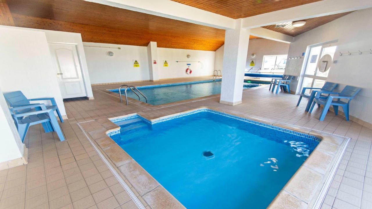 Ferienwohnung Clifton Court Apt 23 With Seaviews & Heated Pool Croyde Exterior foto